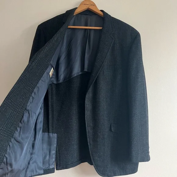 Ivy Trad 3/2 Roll Navy Plaid Wool Sportscoat - Picture 8 of 9